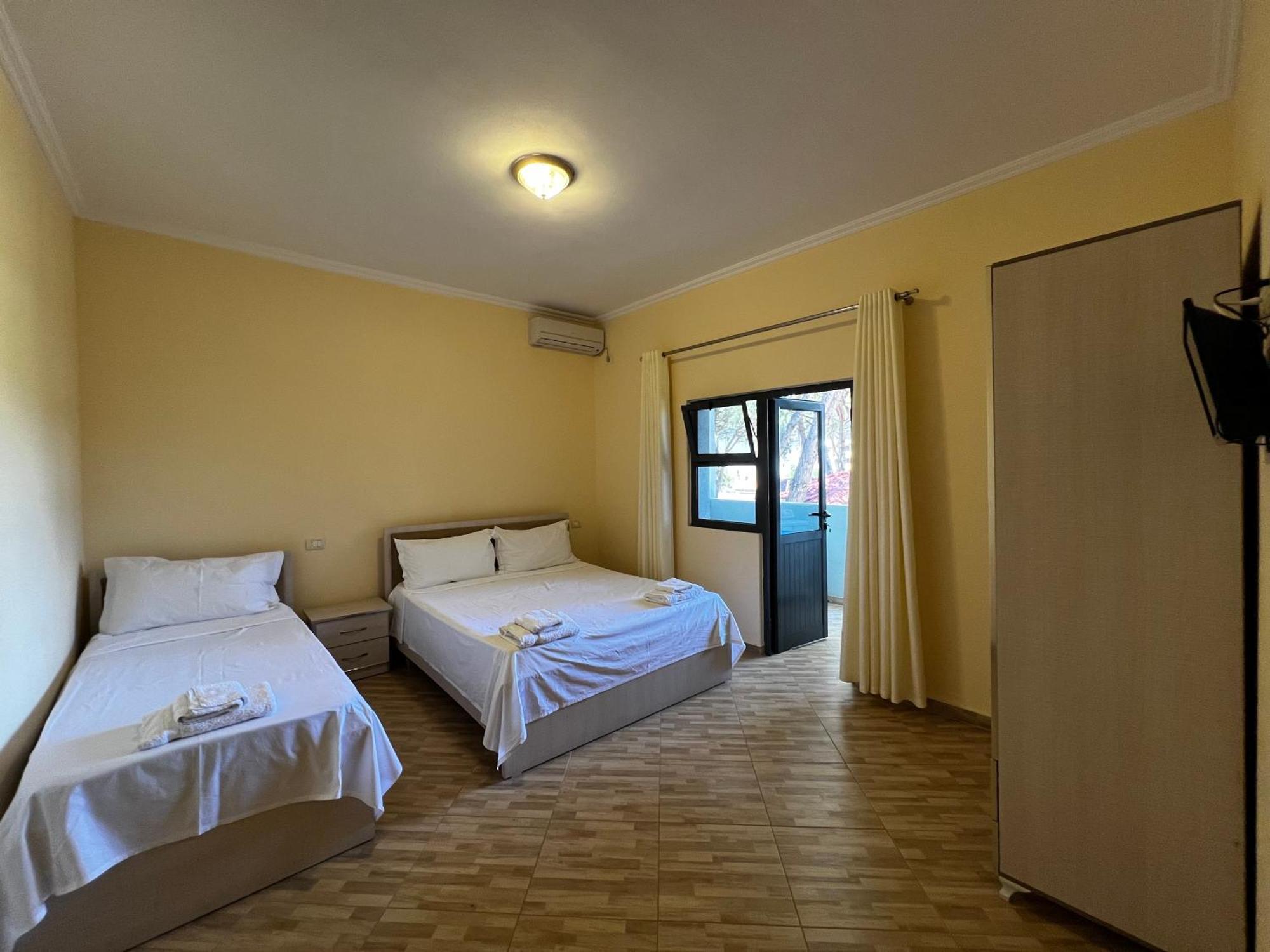 Canary Hotel Golem  Dış mekan fotoğraf