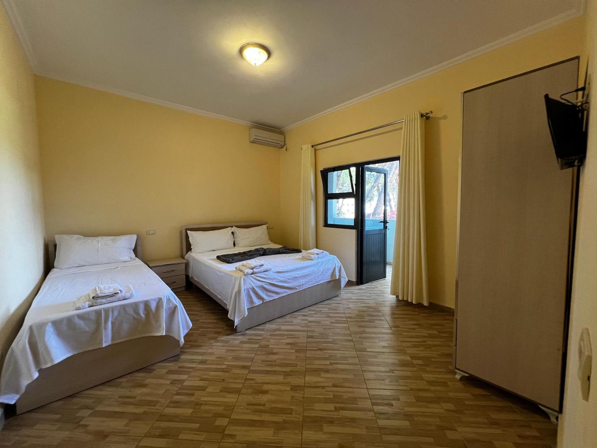 Canary Hotel Golem  Dış mekan fotoğraf